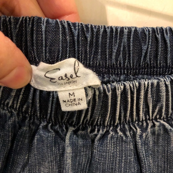 NWOT- Med Offer-Shoulder Boutique Tunic - Picture 2 of 2